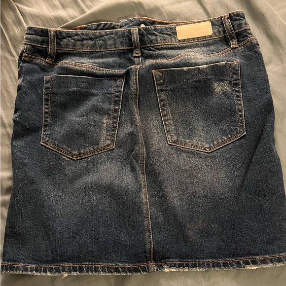 Denim Mini Skirt Size 28 - Picture 2 of 4
